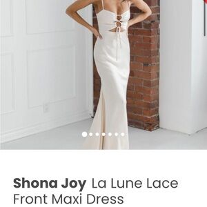 Shona joy maxi dress.  US 4. Wedding style never worn